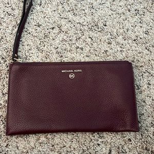 Michael Kors Burgandy Wrislet